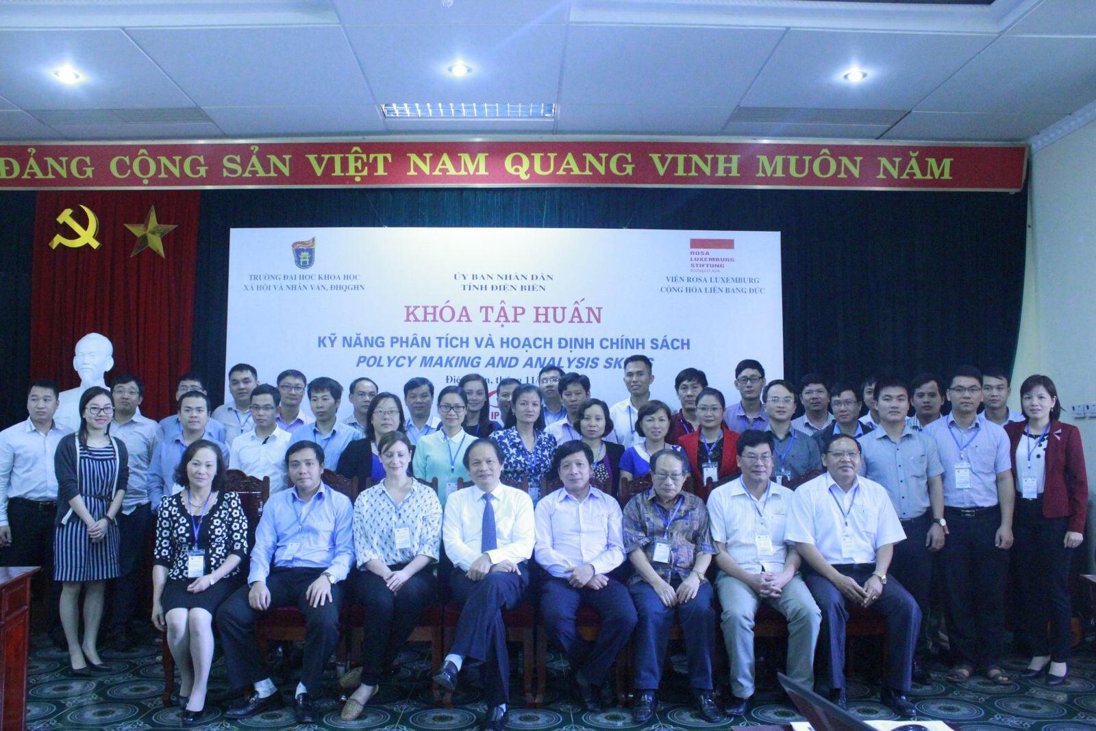Khóa Tập huấn "Kỹ năng phân tích và hoạch định chính sách" tại Điện Biên