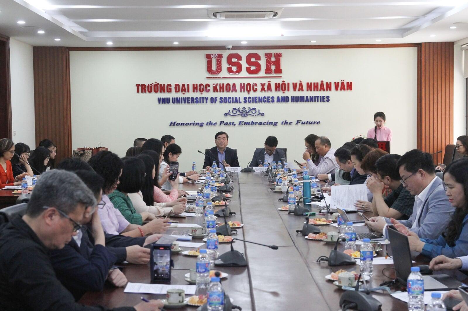 Nhân sự sau tinh giản: Giảm về lượng, tăng về chất